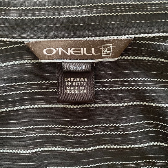 O’NEILL Surf Dark Gray & Silver Striped Collared Soft Shirt Men S Small - Picture 6 of 7